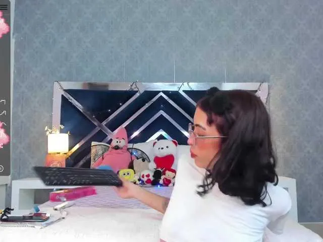 Live sex webcam photo for Blakee69 #273203700