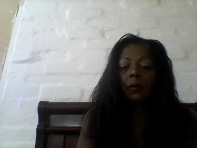 Live sex webcam photo for Blazinglydoll #272796303