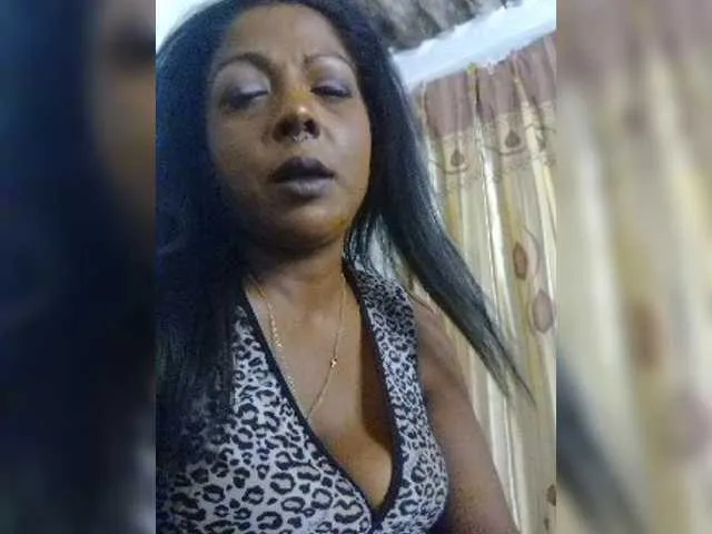 Live sex webcam photo for Blazinglydoll #272829132