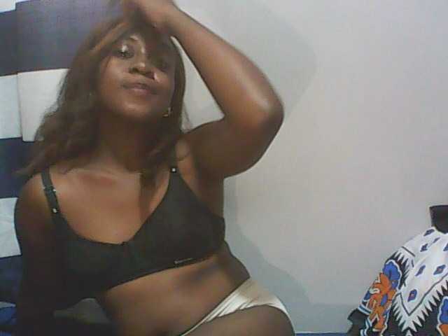 Live sex webcam photo for Bleulvy #276758864