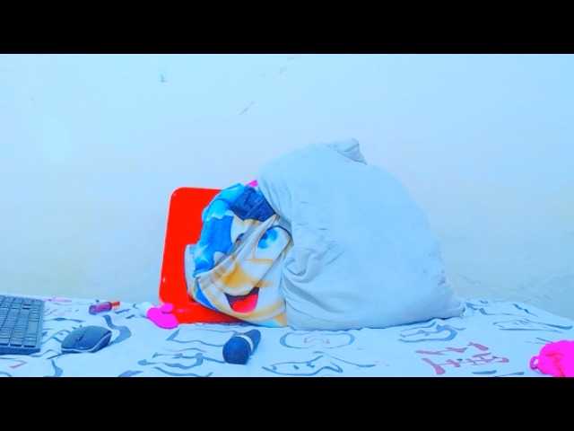 Live sex webcam photo for BlonHumide #291687993