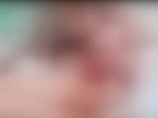 Live sex webcam photo for BlonHumide #293921209