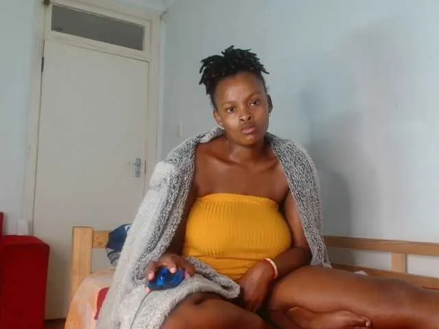 Live sex webcam photo for BlondQ2003 #291431569