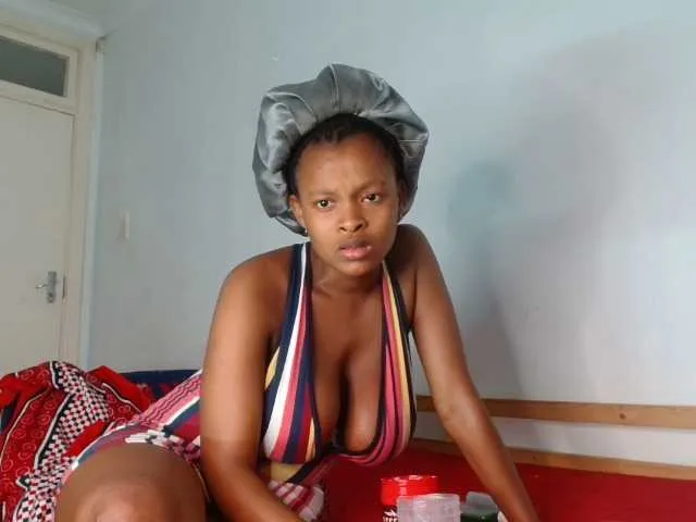 Live sex webcam photo for BlondQ2003 #291568766