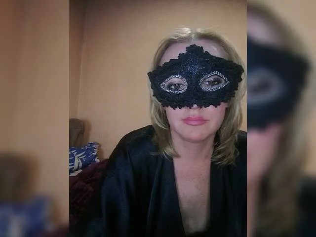 Live sex webcam photo for Blonda1985 #273495787