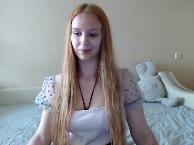 Live sex webcam photo for BlondeAlice #273636094