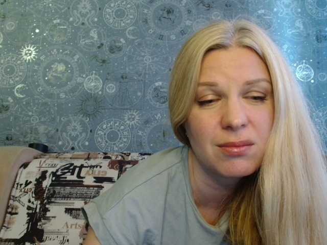 Live sex webcam photo for BlondeFox #290934848