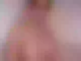 Live sex webcam photo for BlondeNicolet #219518306