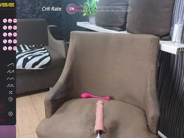 Live sex webcam photo for BlondieGirl #275639942