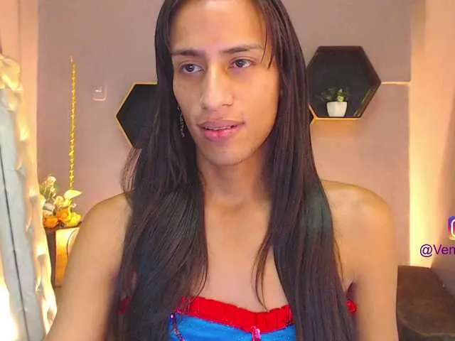Live sex webcam photo for Blondieventury69 #276619555