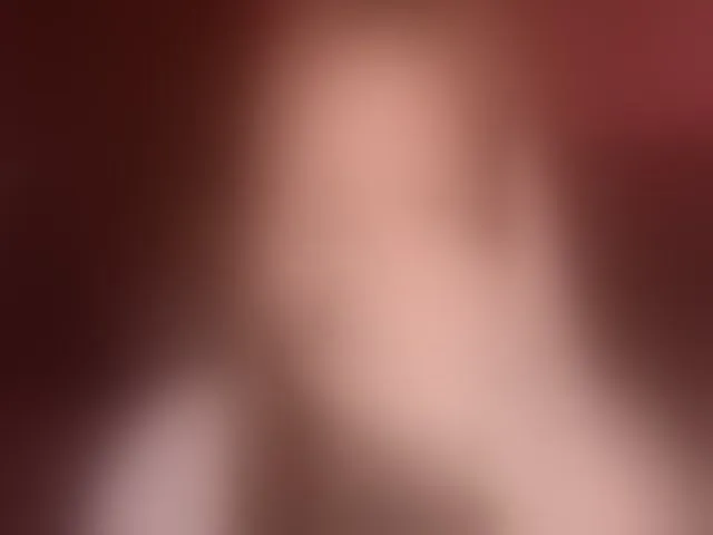 Live sex webcam photo for BlondyBun #293312344