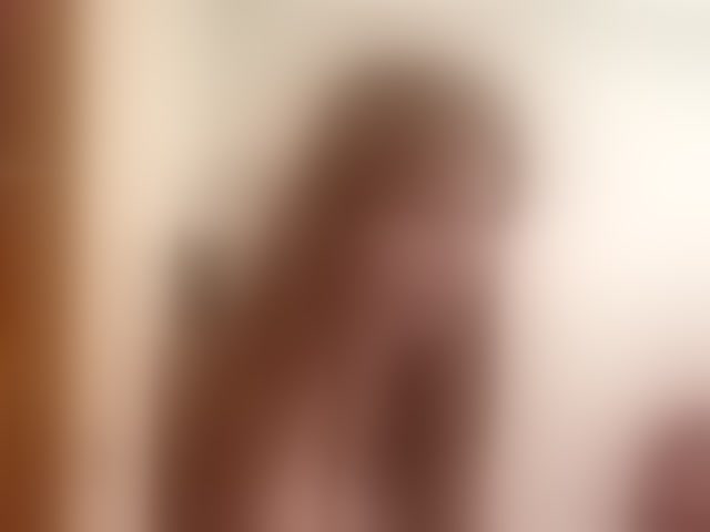 Live sex webcam photo for BlondyBun #293992213