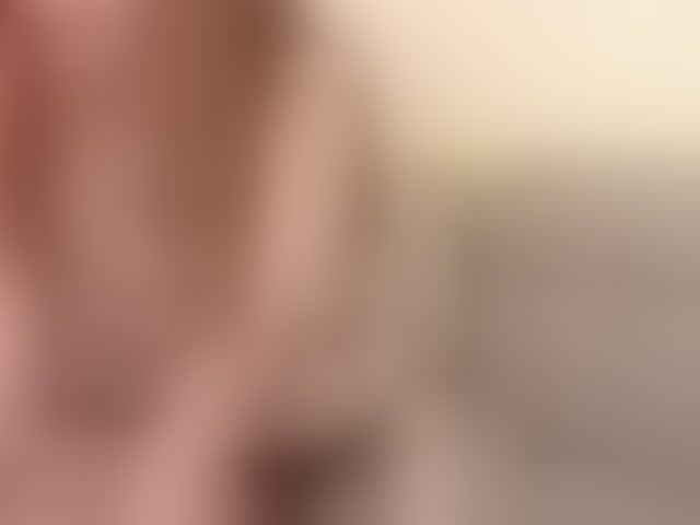 Live sex webcam photo for BlondyBun #294116680