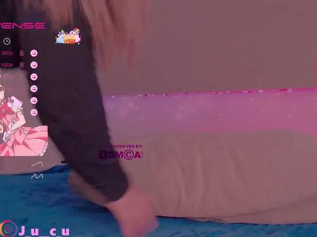 Live sex webcam photo for BloomJuliette #273812164