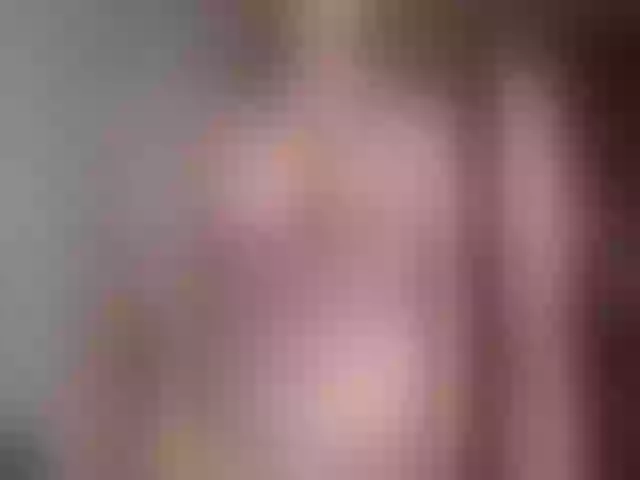 Live sex webcam photo for BloomJuliette #290756508