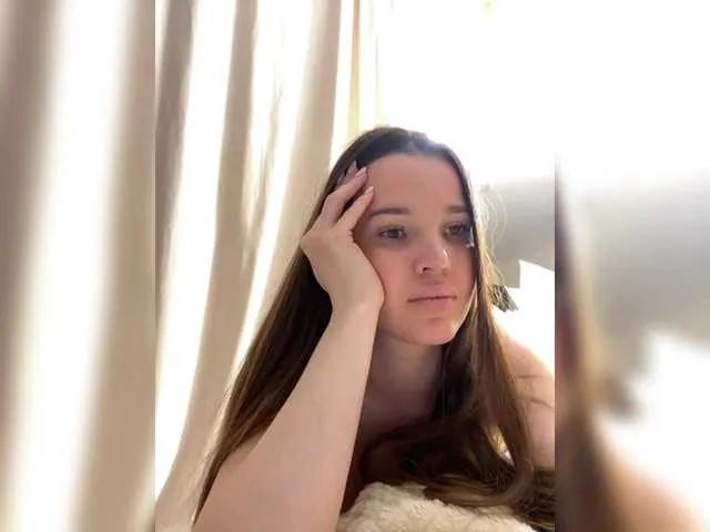 Live sex webcam photo for BloomJuliette #290782203