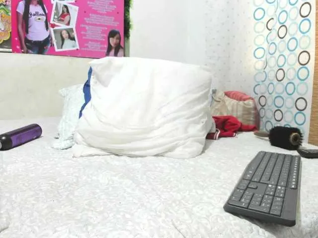 Live sex webcam photo for BlowMommy #277004243