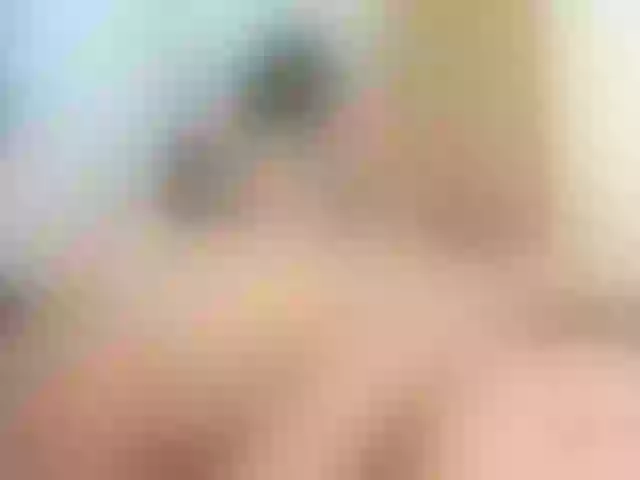 Live sex webcam photo for BlowMommy #277894481