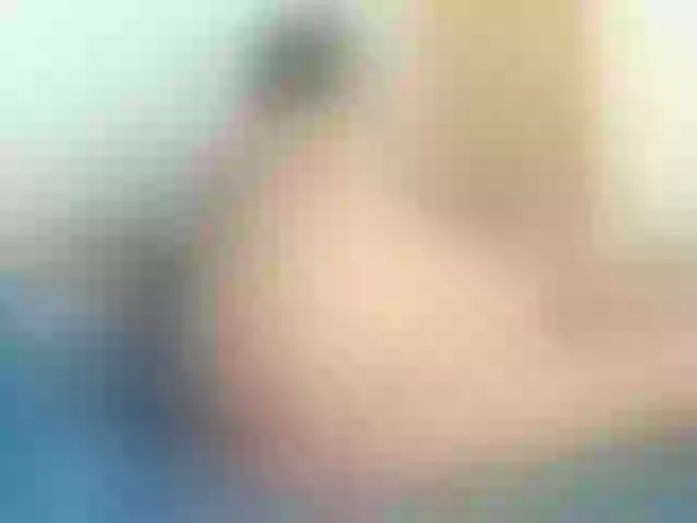 Live sex webcam photo for BlowMommy #285114372