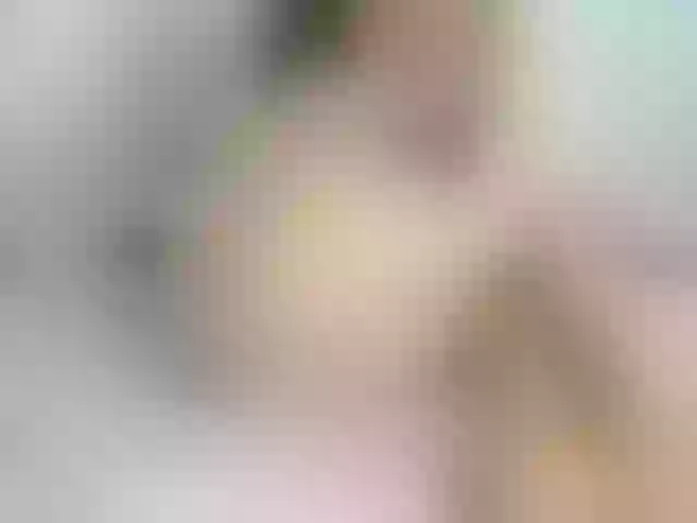 Live sex webcam photo for BlowMommy #290270159