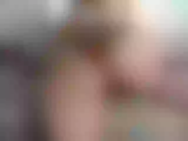 Live sex webcam photo for BlowMommy #290360903