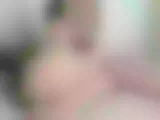 Live sex webcam photo for BlowMommy #290494693