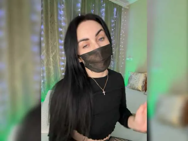 Live sex webcam photo for Blue-Eyes1 #277044187