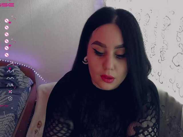 Live sex webcam photo for Blue1Curacao #275932656