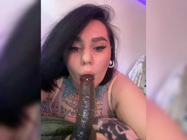 Live sex webcam photo for Blue1Curacao #276095108