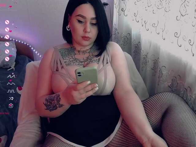 Live sex webcam photo for Blue1Curacao #276145480