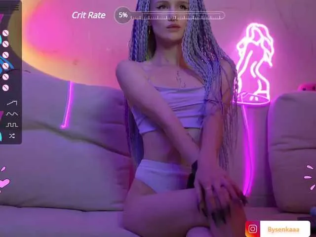 Live sex webcam photo for BlueCherry #275536376