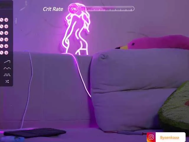 Live sex webcam photo for BlueCherry #275592155