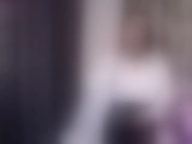 Live sex webcam photo for Blueberry111 #292737546