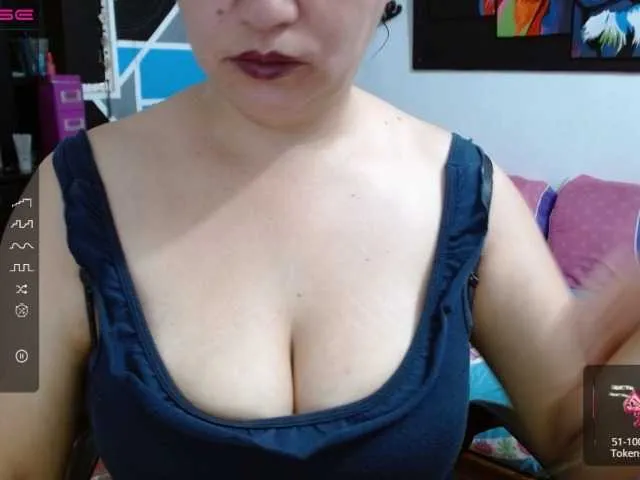 Live sex webcam photo for Blueeva #275526168