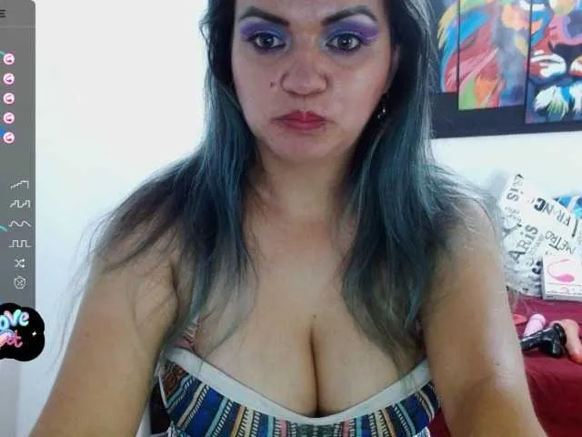 Live sex webcam photo for Blueeva #276487419