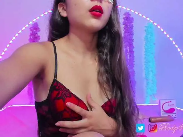 Live sex webcam photo for Body69LyD #273588318