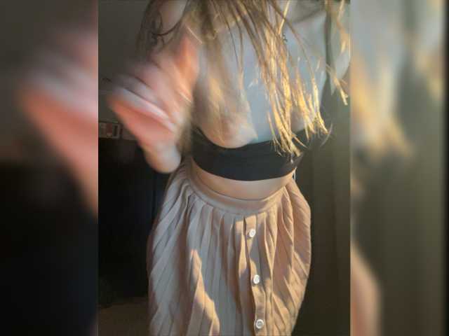 Live sex webcam photo for BodyEnjoyment #277366725