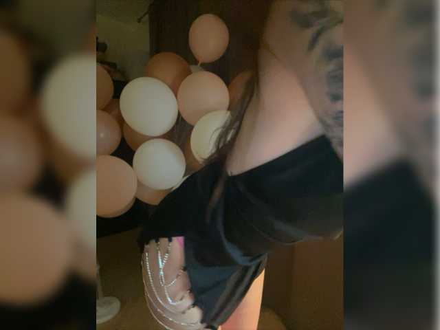 Live sex webcam photo for BodyEnjoyment #277883254