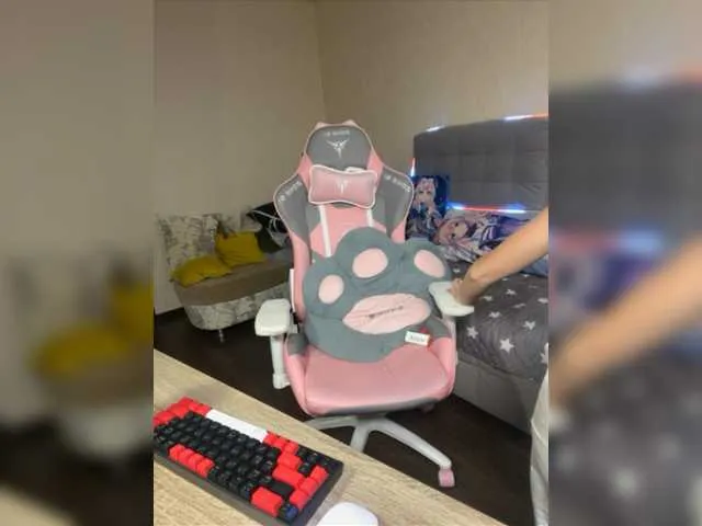 Live sex webcam photo for BoevoiPokemon #277348841