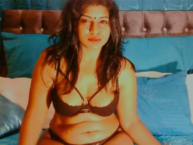 Live sex webcam photo for Bombasskitty #276235491