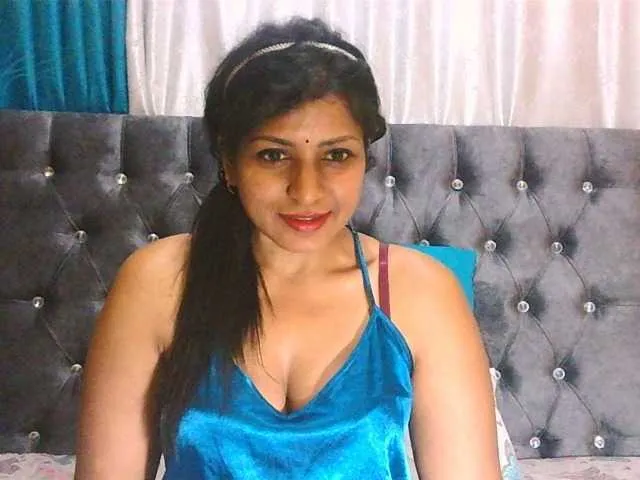 Live sex webcam photo for Bombasskitty #276880763