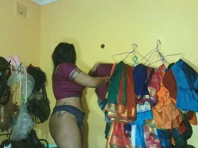 Live sex webcam photo for Bombasskitty #276936627