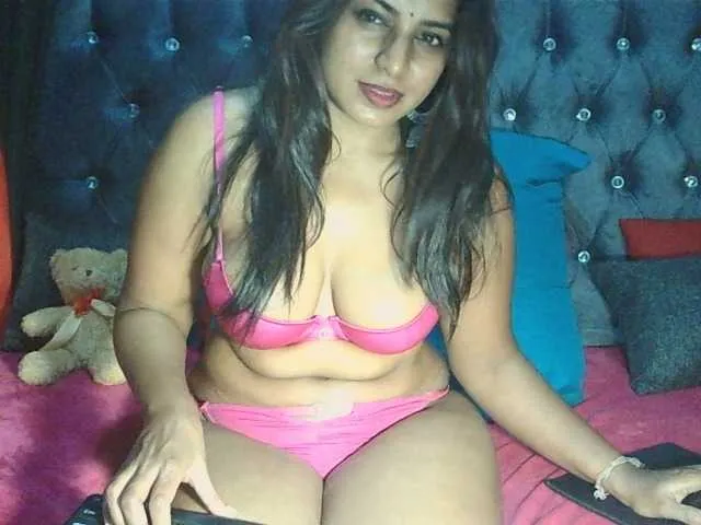 Live sex webcam photo for Bombasskitty #277745218