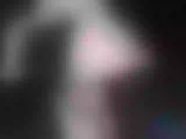 Live sex webcam photo for BombomGill #288994117