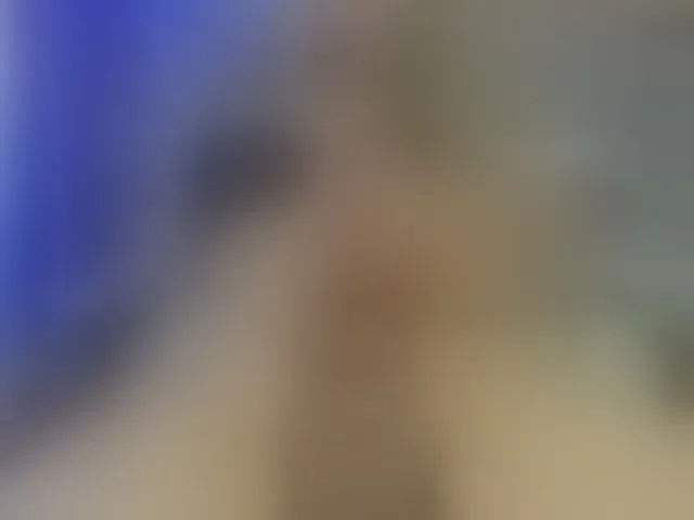 Live sex webcam photo for BombomGill #292629916