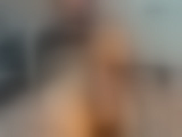 Live sex webcam photo for BombomGill #294158953