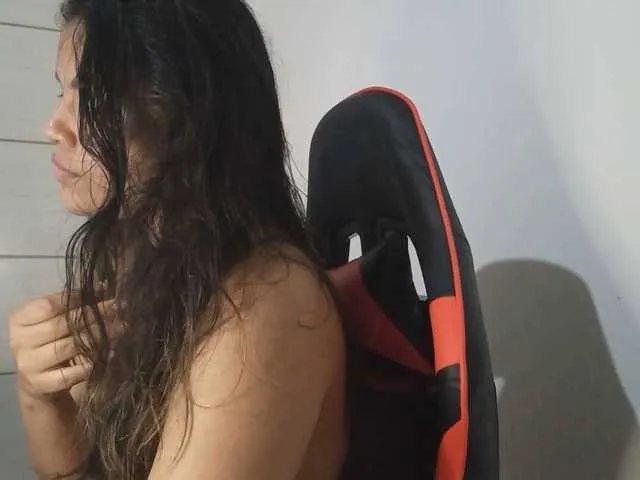 Live sex webcam photo for Bombonzin #290343449