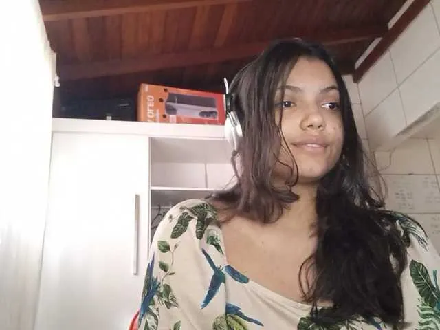 Live sex webcam photo for Bombonzin #292261182