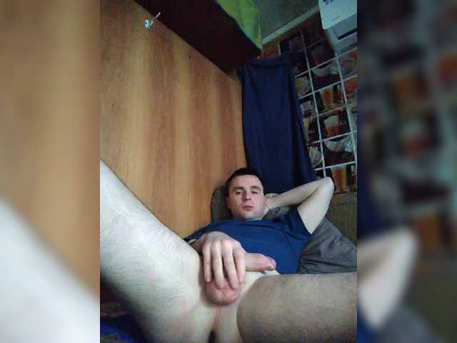 Live sex webcam photo for Bond161007 #291402817