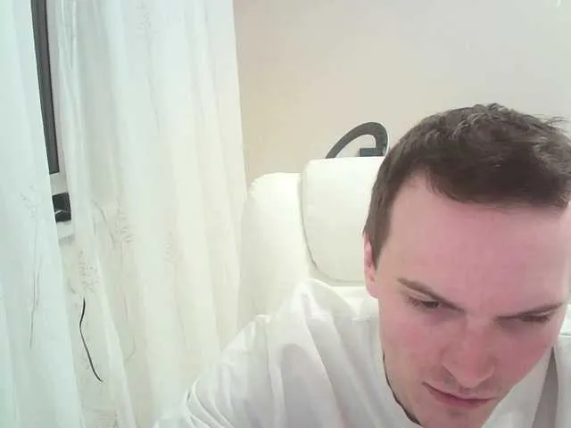 Live sex webcam photo for BongaMan91 #290997884